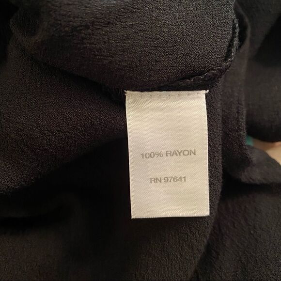 J. Jill 100% rayon black shirt - Picture 6 of 6